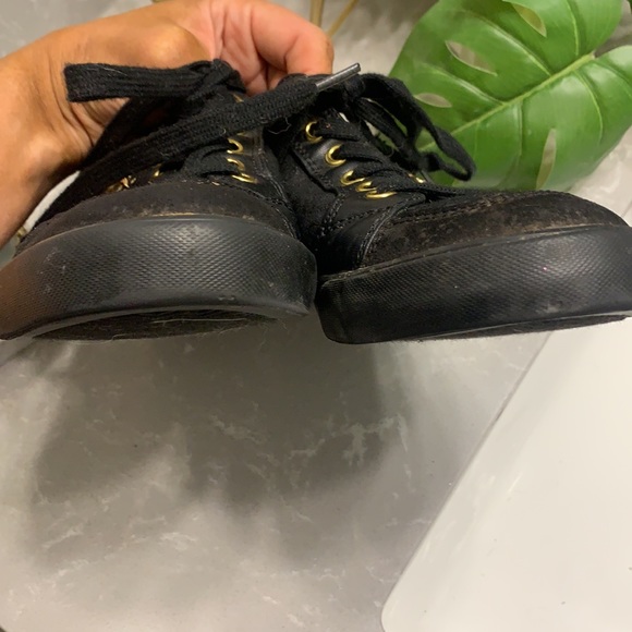 Guess black snickers gold chain 10 - Picture 6 of 6